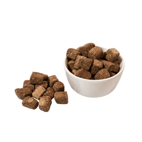 Momentum Freeze-Dried Beef Heart Treats for Dogs & Cats (3.5 oz)